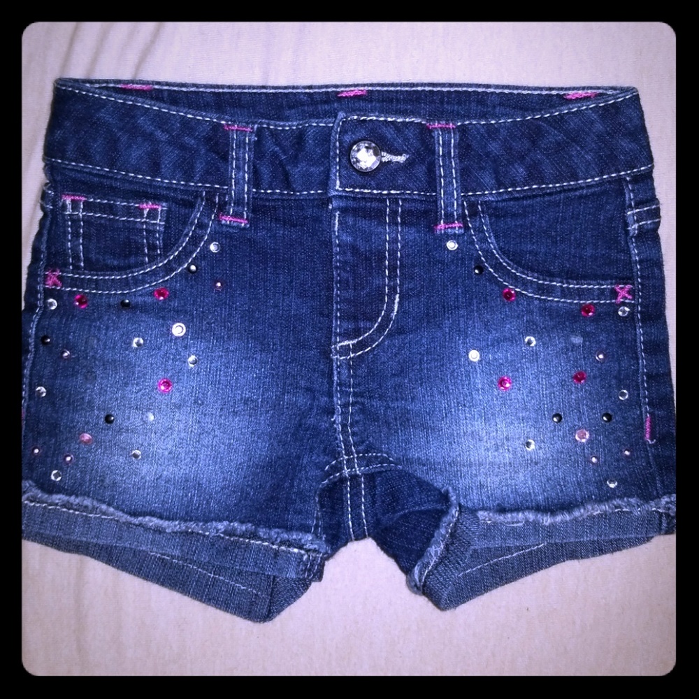 GIRLS SHORTS W RHINESTONES SIZE 6